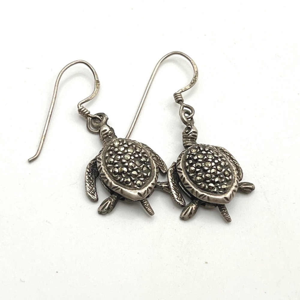 925 Sterling Silver Marcasite Sea Turtle Dangle Earrings Vintage Drop